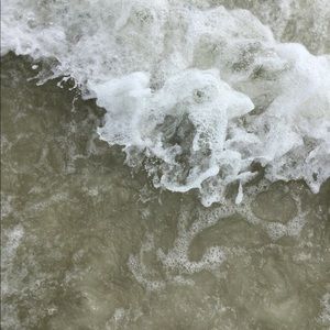 Meet your Posher, Chloe